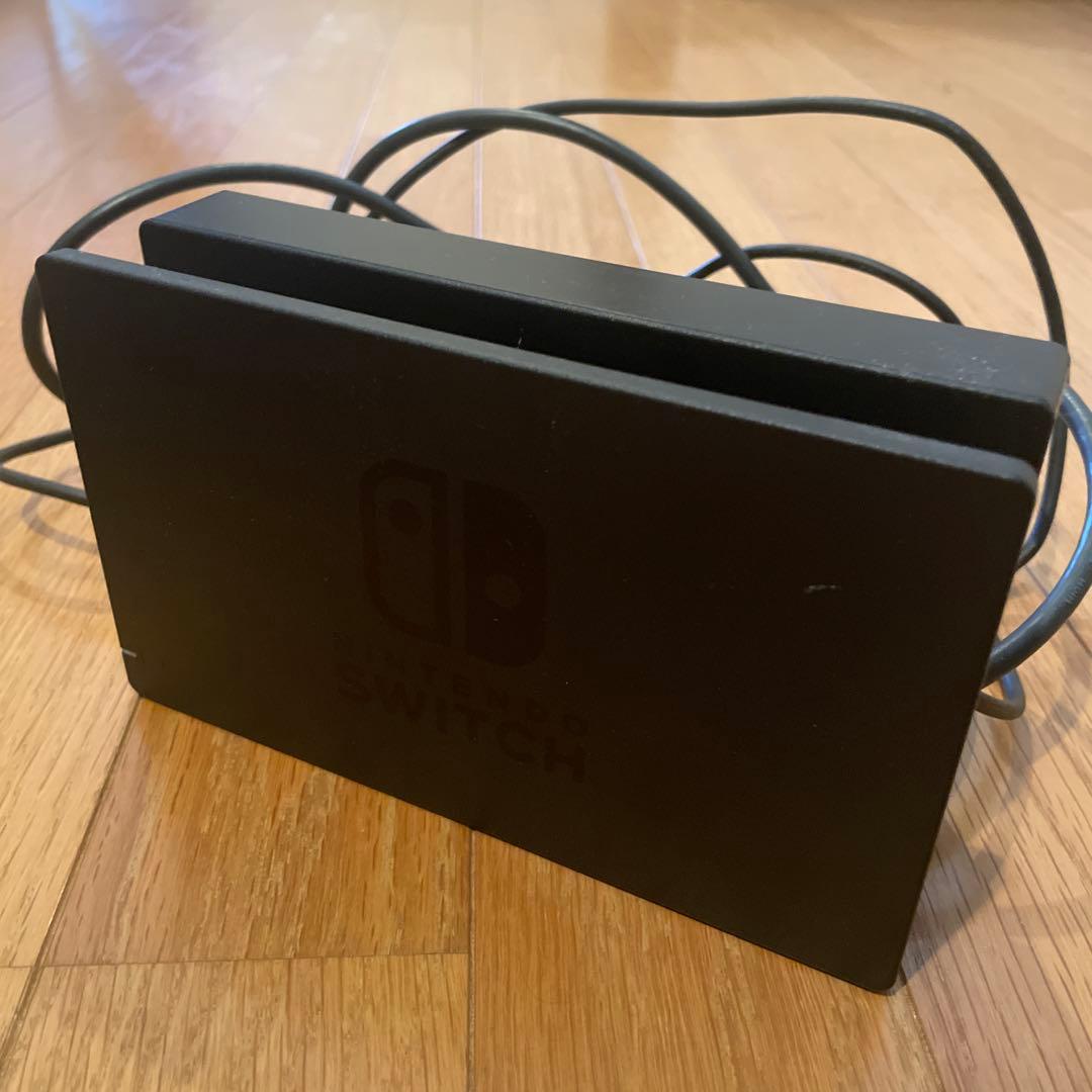 Nintendo Switch ネオンブルー/ネオンレッド 本体　ソフト4本付き