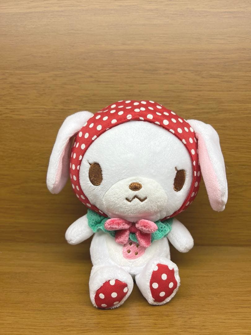 【廃盤レア】シュガーバニーズいちごぬいぐるみ