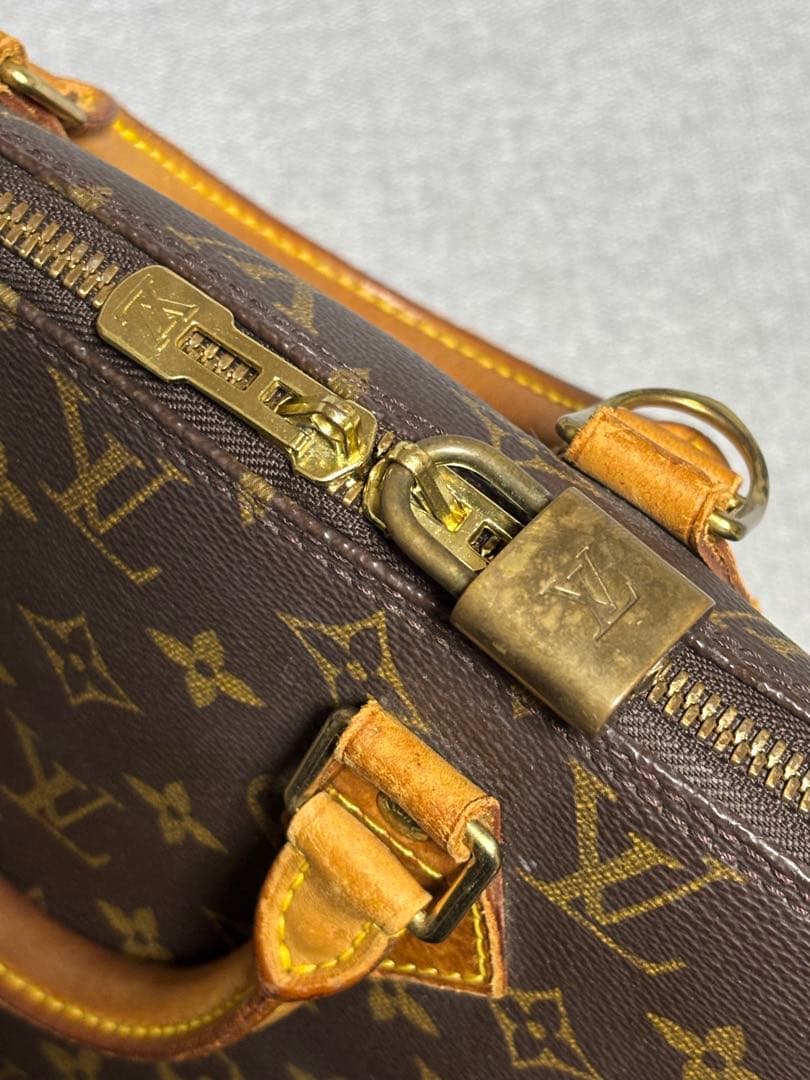 LOUIS VUITTON アルマ モノグラム