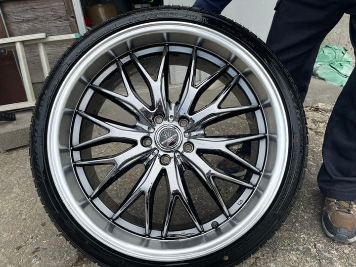 cobraページ4本245/35/21