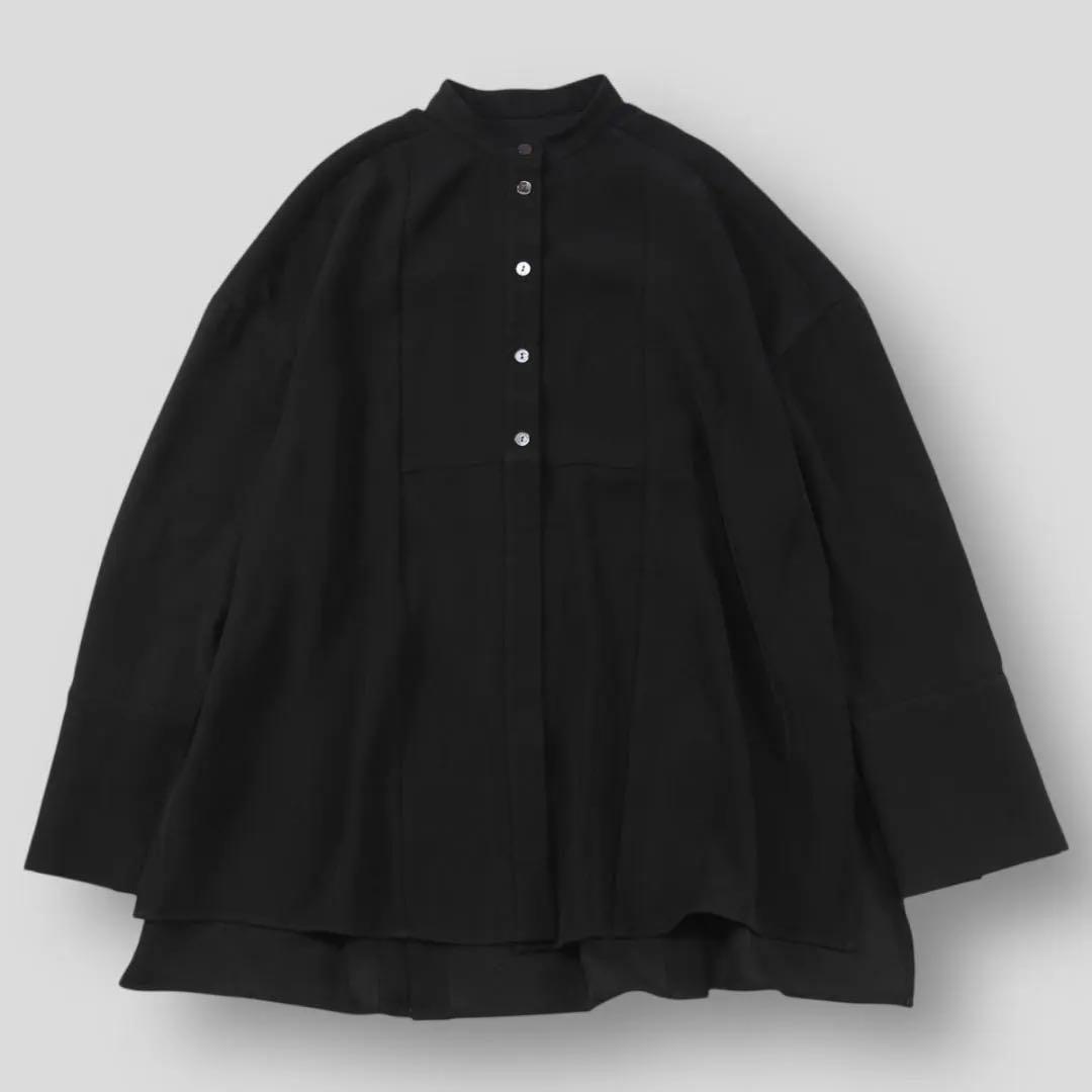 エンフォルド　ポリエステルノーカラーブラウス　黒
