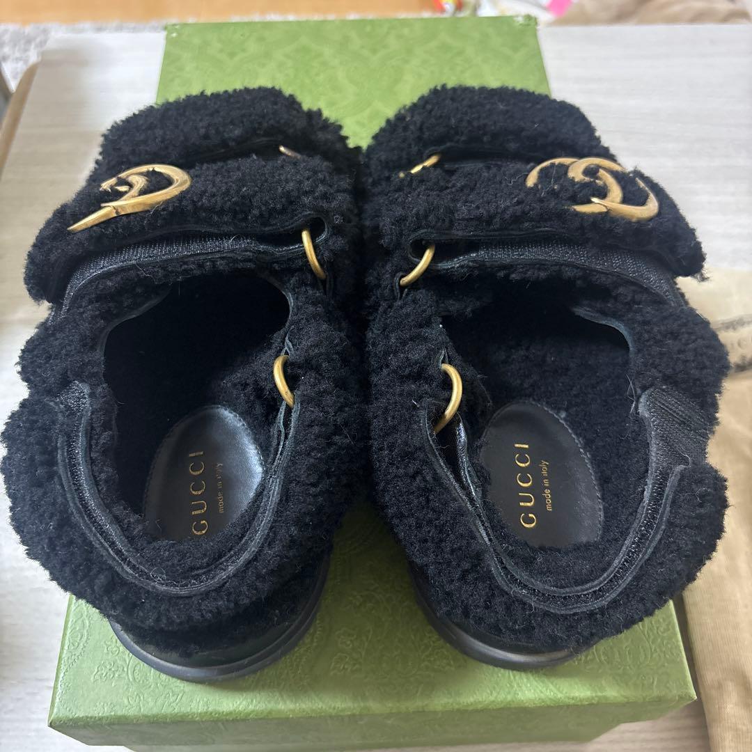 G*G様 GUCCI ブラックサンダル