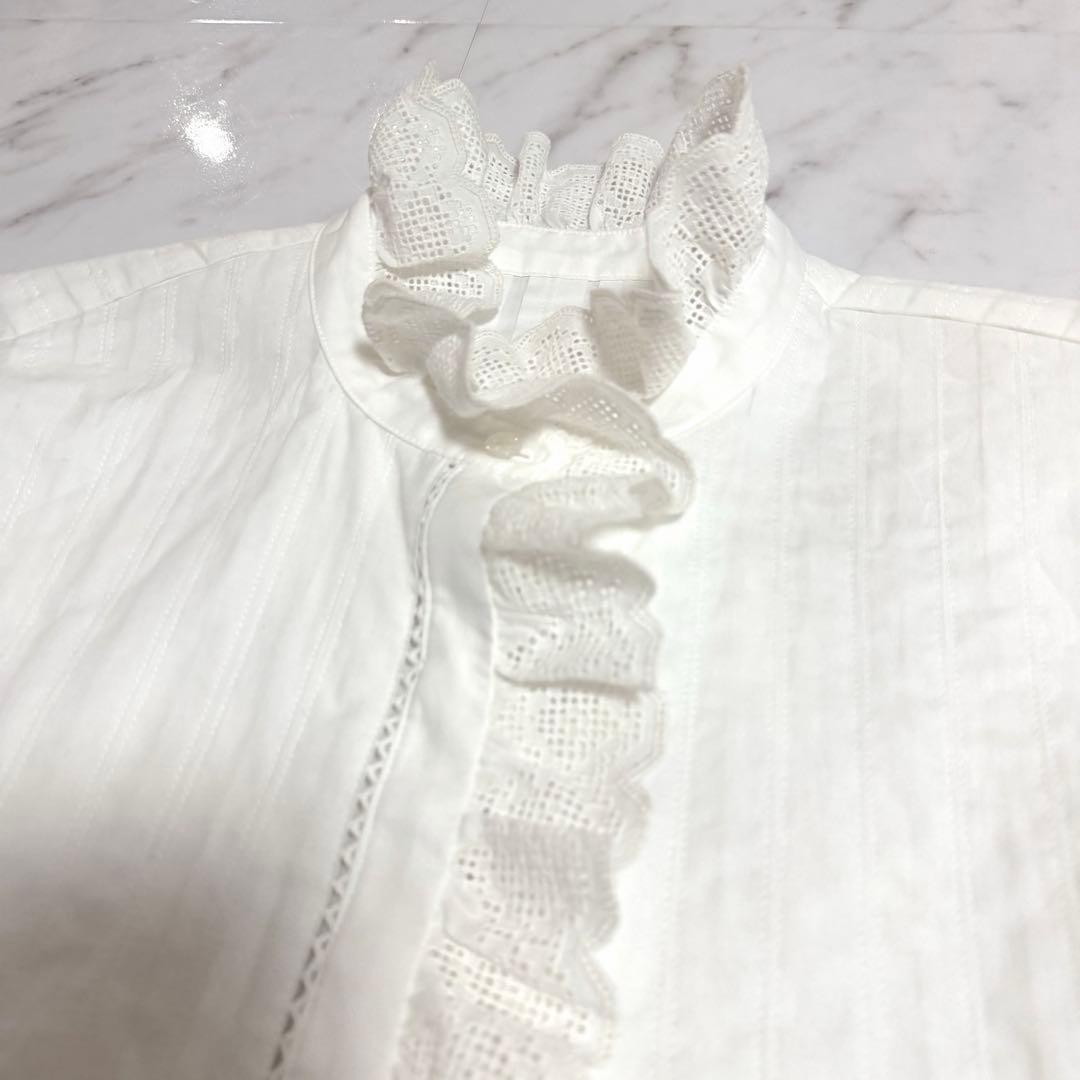 【未新品タグ付】2025✨️完売品✨️ローブブラン ジオメトリック レース ブラウス