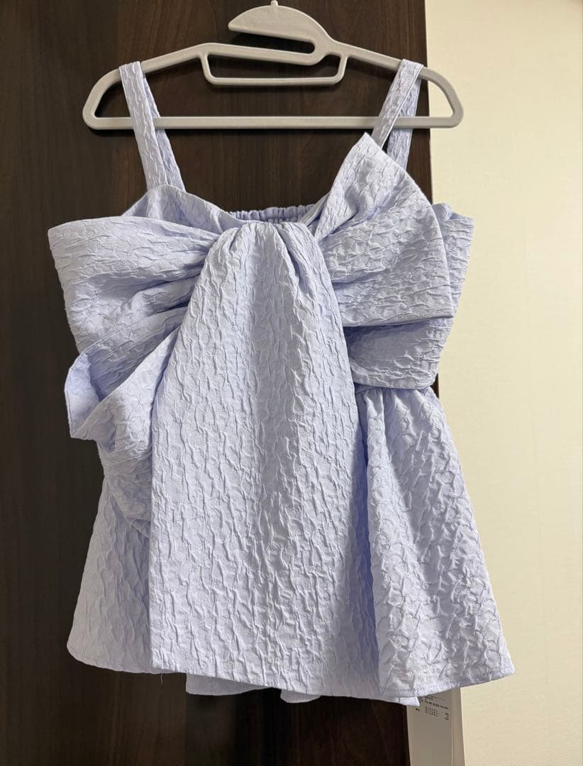 新品未使用タグ付き フレイアイディー FRAY I.D ペプラムリボントップス