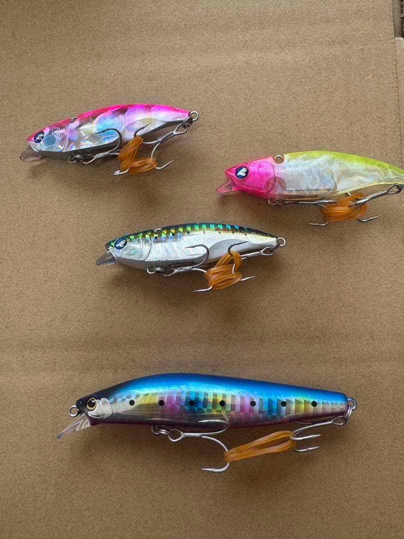 人気ルアー13点セット！ ブルーブルー ナレージ / ぶっ飛び君 / 他