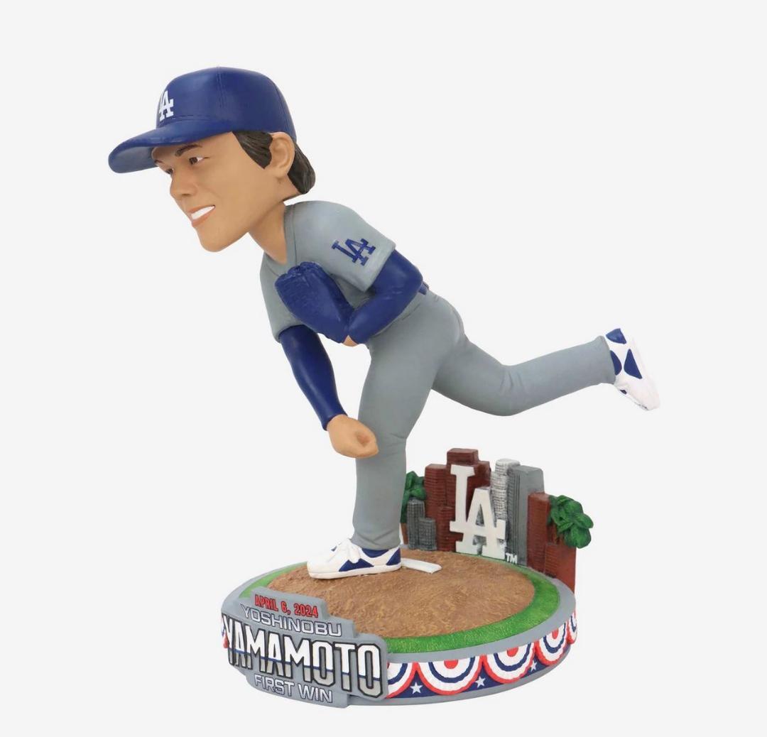 山本由伸 ボブルヘッド MLB 初勝利 ２１８個限定品　特別レア　２０ｃｍ