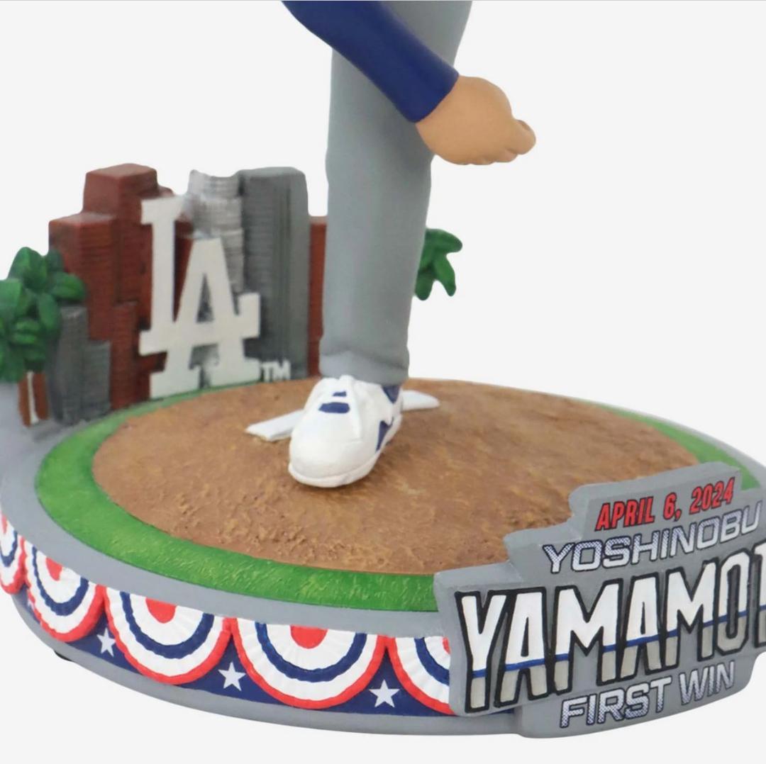 山本由伸 ボブルヘッド MLB 初勝利 ２１８個限定品　特別レア　２０ｃｍ