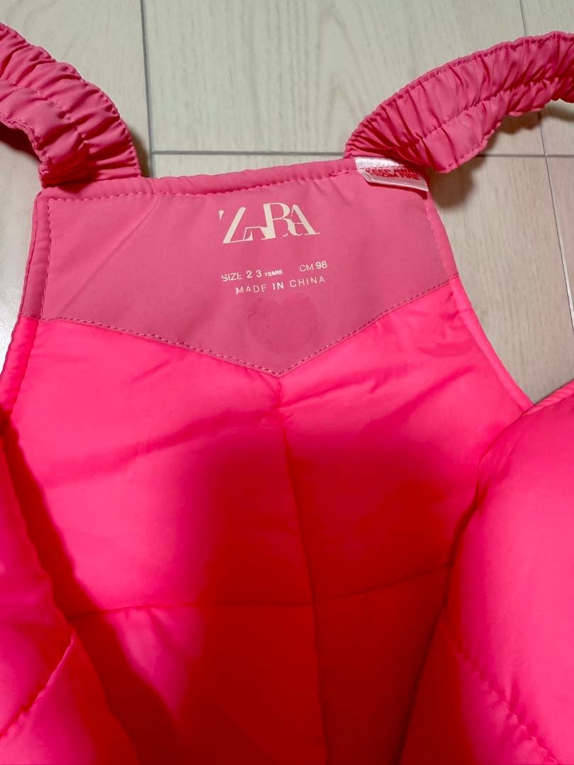 ZARA 花柄 スキーウェア 2-3歳用　上下セット