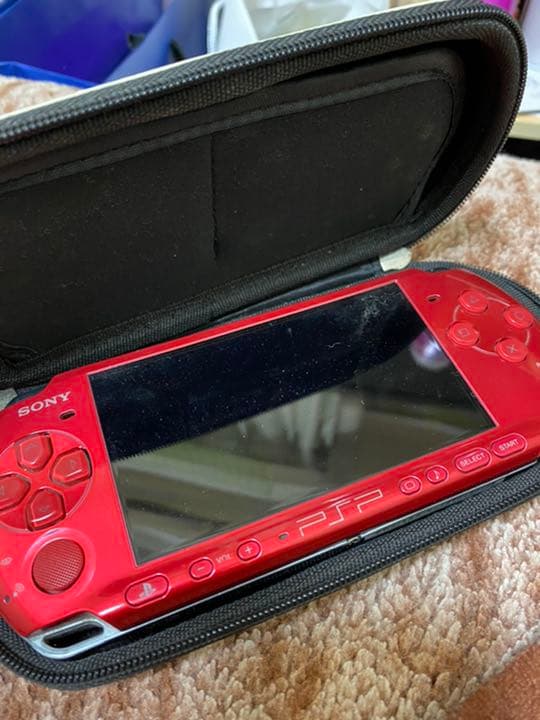 PSP 本体・ソフト3種・充電器