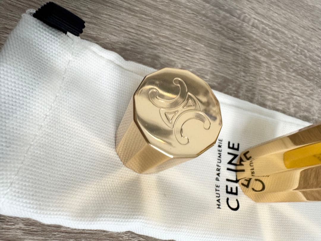 セリーヌゴールドトラベルスプレー 本体のみ トリオンフ