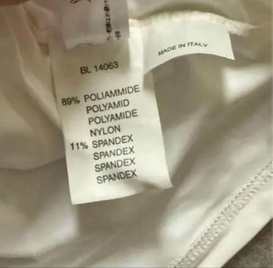 新品タグ付 Blumarine ロゴ刺繍 Tシャツ 38 イタリア製 希少