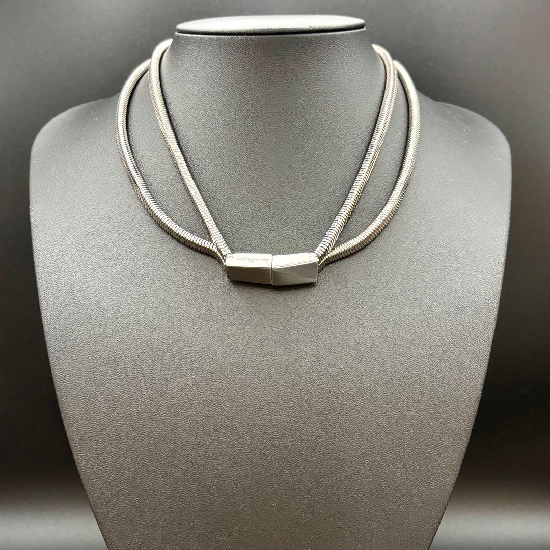 極美品✨Salvatore Ferragamo フェラガモ 2連 ネックレス