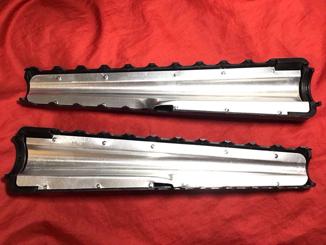 メーカー不明　実物M16A1ハンドガード　新品