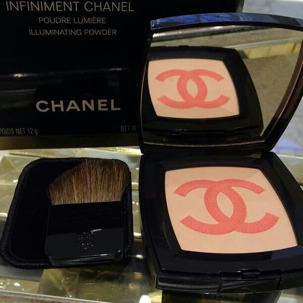 CHANEL限定パウダー新品未使用