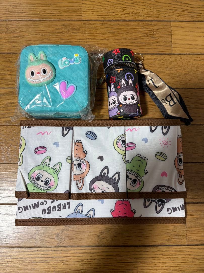 LABUBU ラブブ グッズ　まとめ売り　色々セット 未使用　座布団　水筒