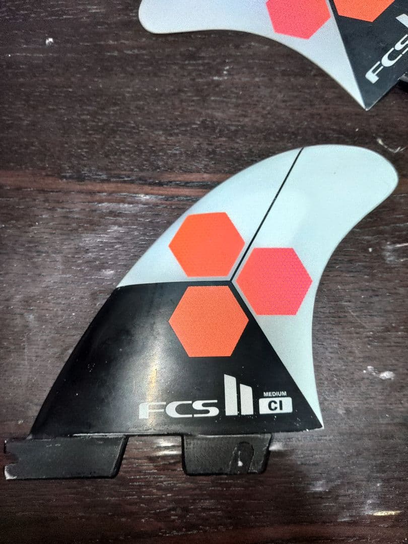 美品　FCS2 CI MEDIUM CIフィンMサイズ