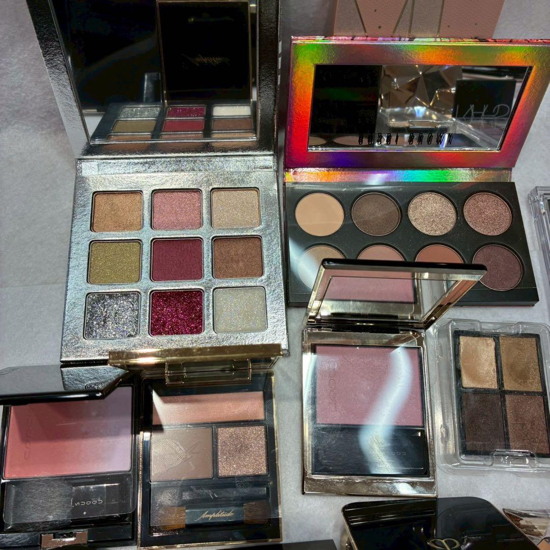 ♥デパコスまとめ!!　30点　アイシャドウ多め