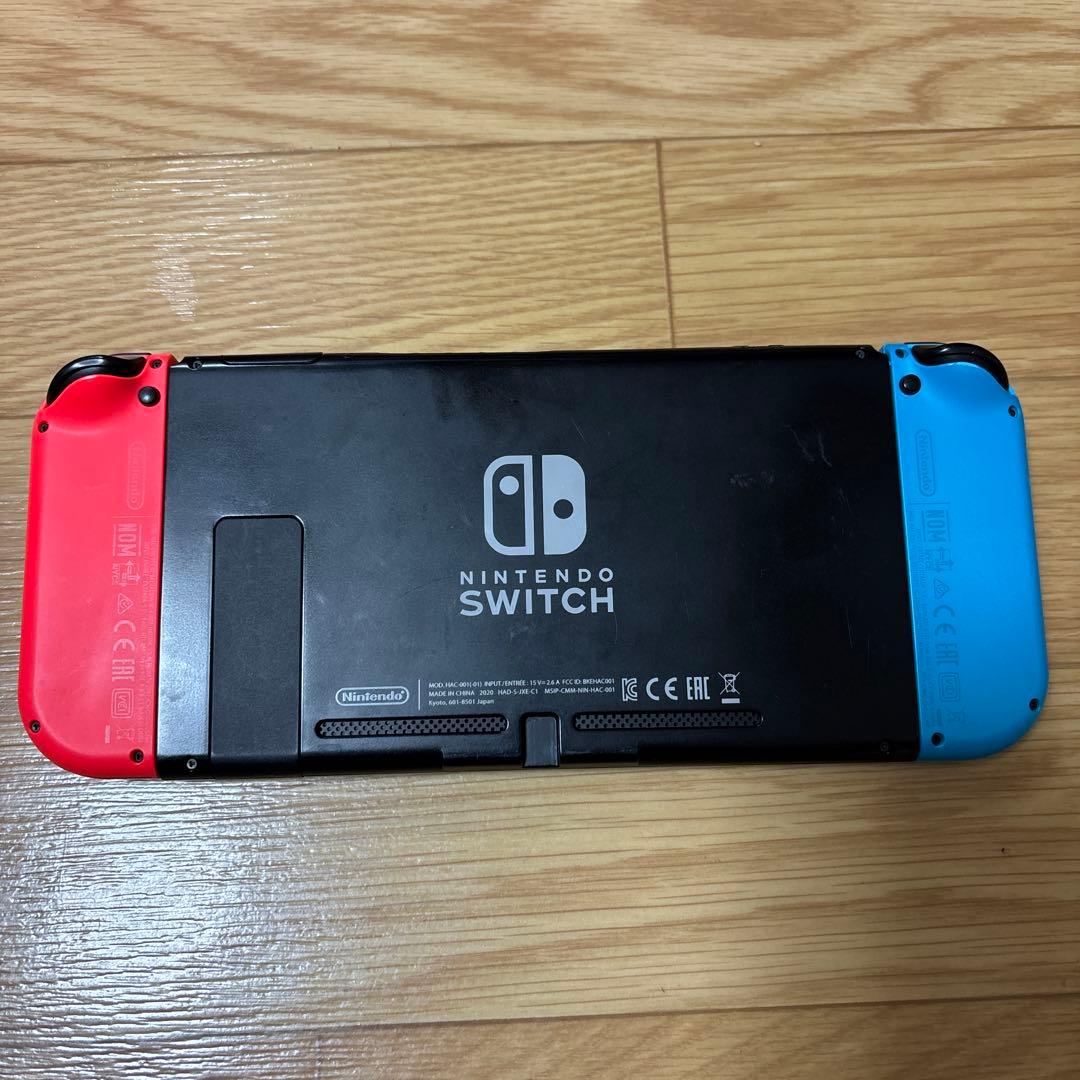 【ホリパッド付属】Nintendo Switch ネオンブルー、レッド