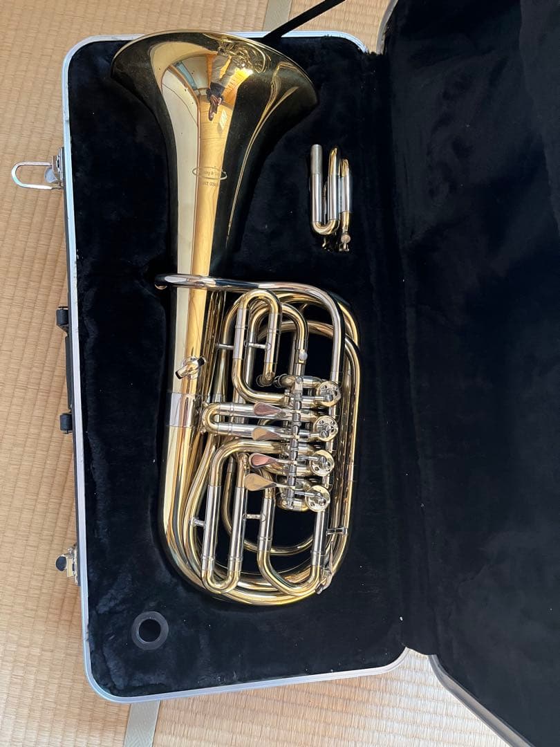 Behning & Sons 製　トラベルチューバ　ミニチューバ