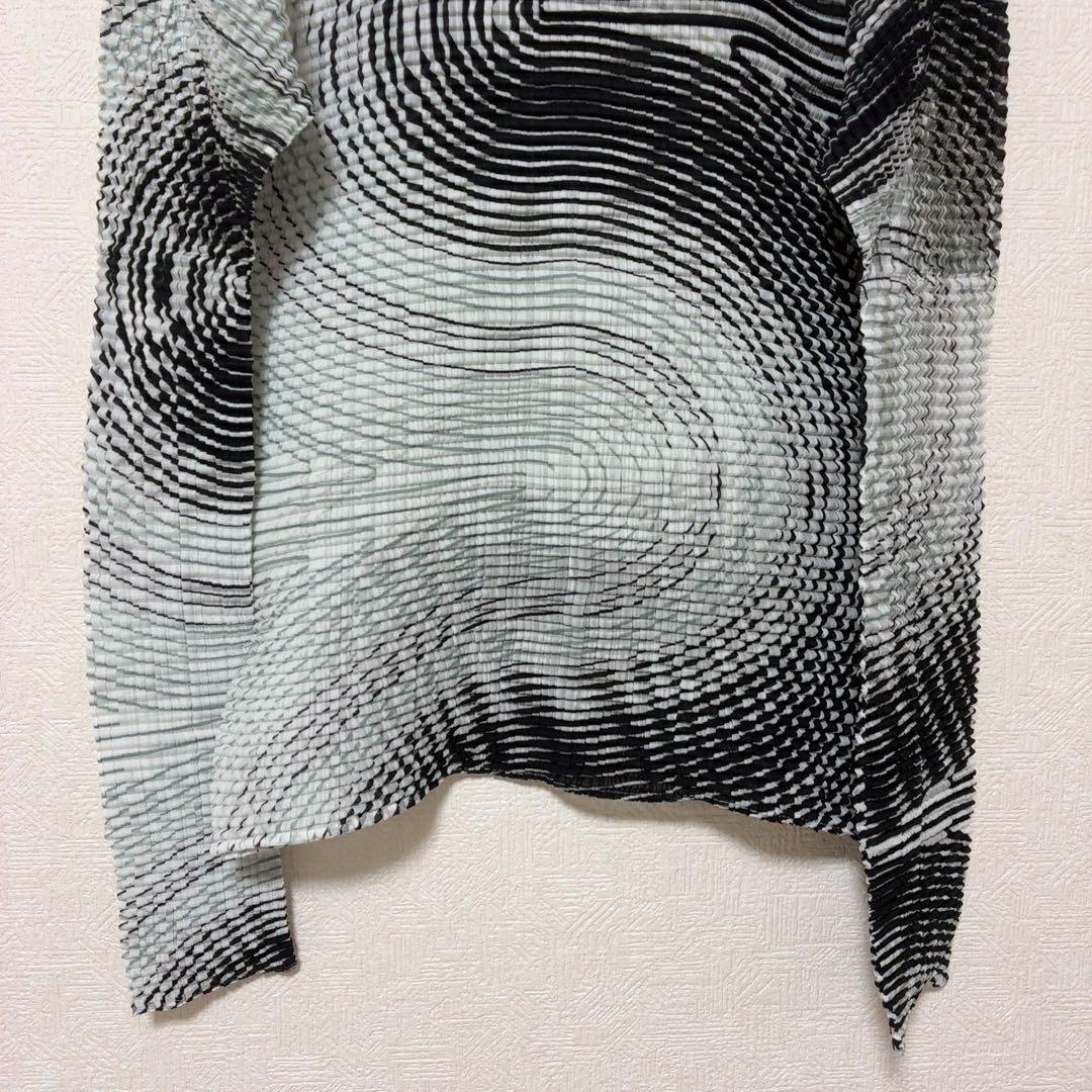 イッセイミヤケ 波模様 長袖 プリーツ カットソー ハイネック 薄手