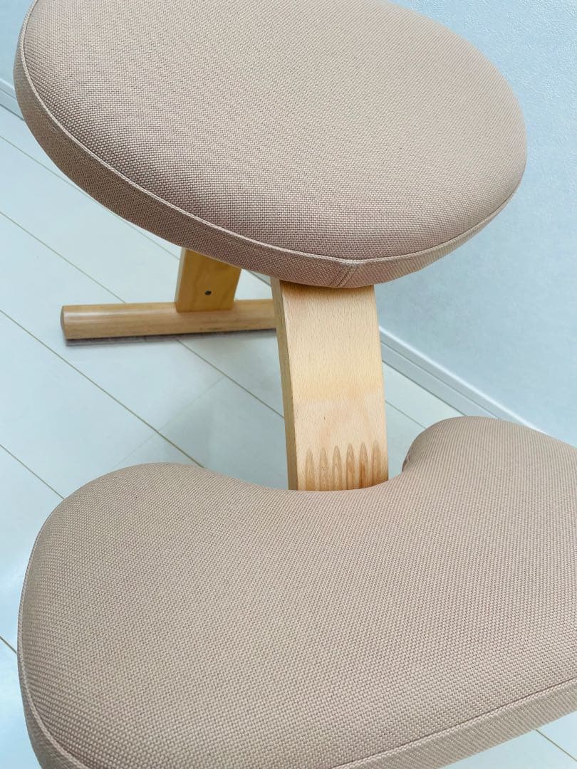 バランスラボ　バランスチェア　ベージュ⭐︎無料専用カバー付き