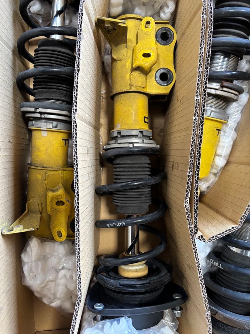 トヨタ　86 スバル　BRZ TRD車高調