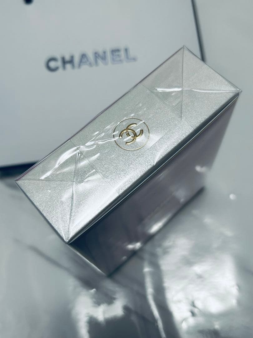 新品 CHANEL チャンスオースプランディド 50ml