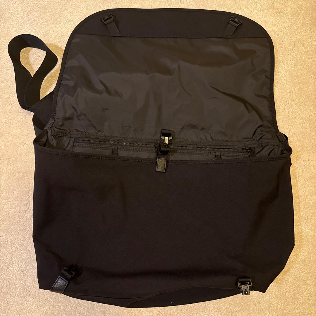 ATTITU CORDURA　レザー コンビ　メッセンジャーバッグ Large