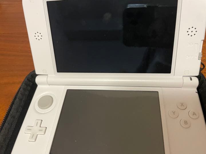 3DS本体　カバー　ポケモンゲームソフトセット