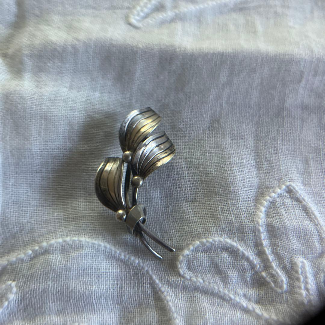 フランスアンティーク　ヤドリギ　ブローチ　シルバー刻印