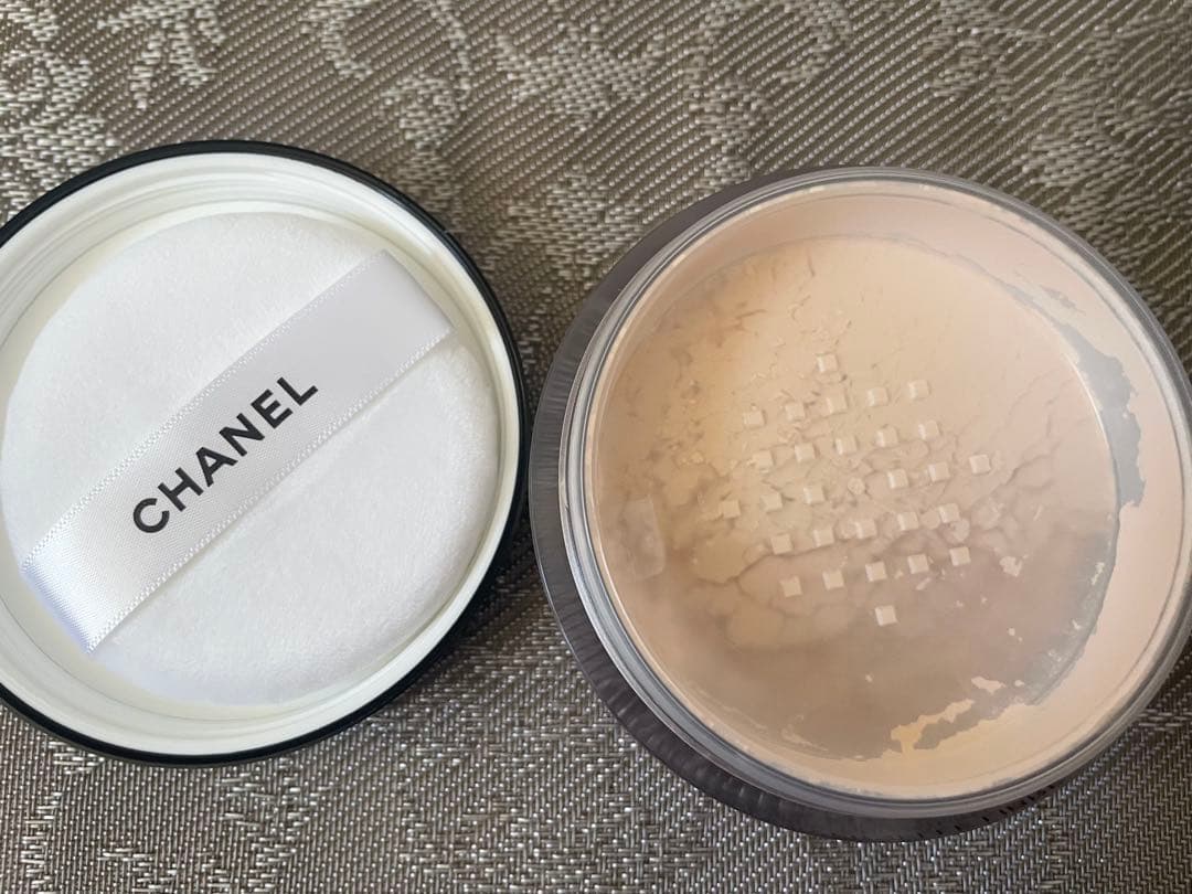 新品☆CHANEL プードゥルユニヴェルセルリーブル