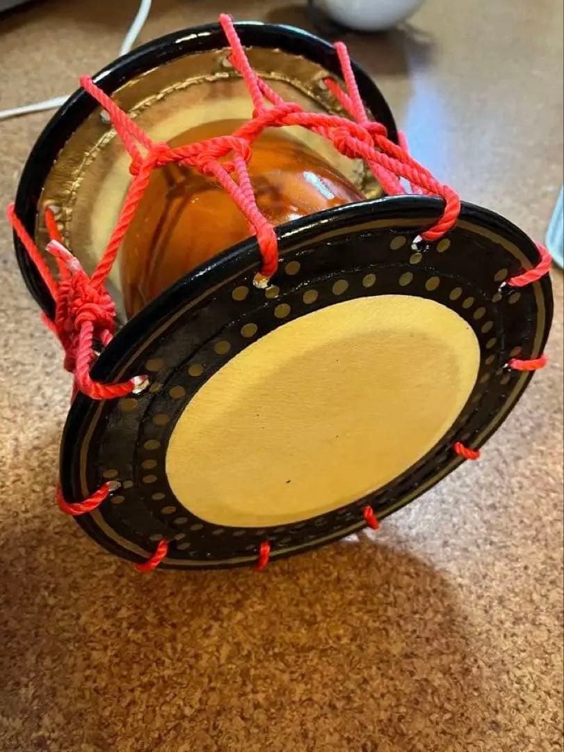 和太鼓 赤い紐付き