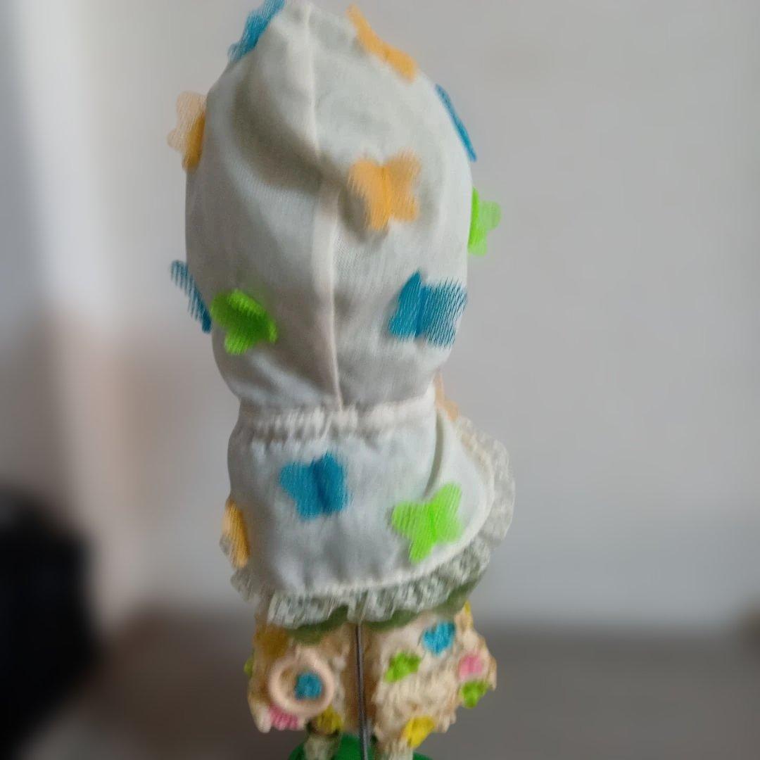 ネオブライス人形本体　緑　10年くらい前のもの　ネオではない？　アウトフィット