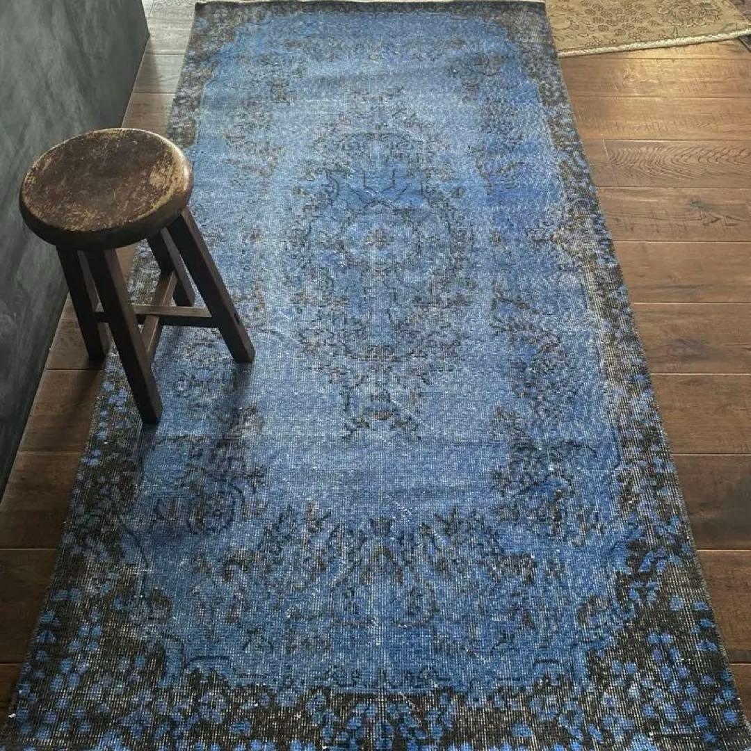 くすみスカイブルー　ヴィンテージラグ　オーバーダイ　トルコラグ