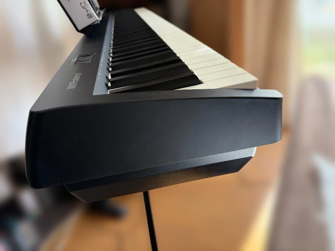 Roland FP-10 電子ピアノ