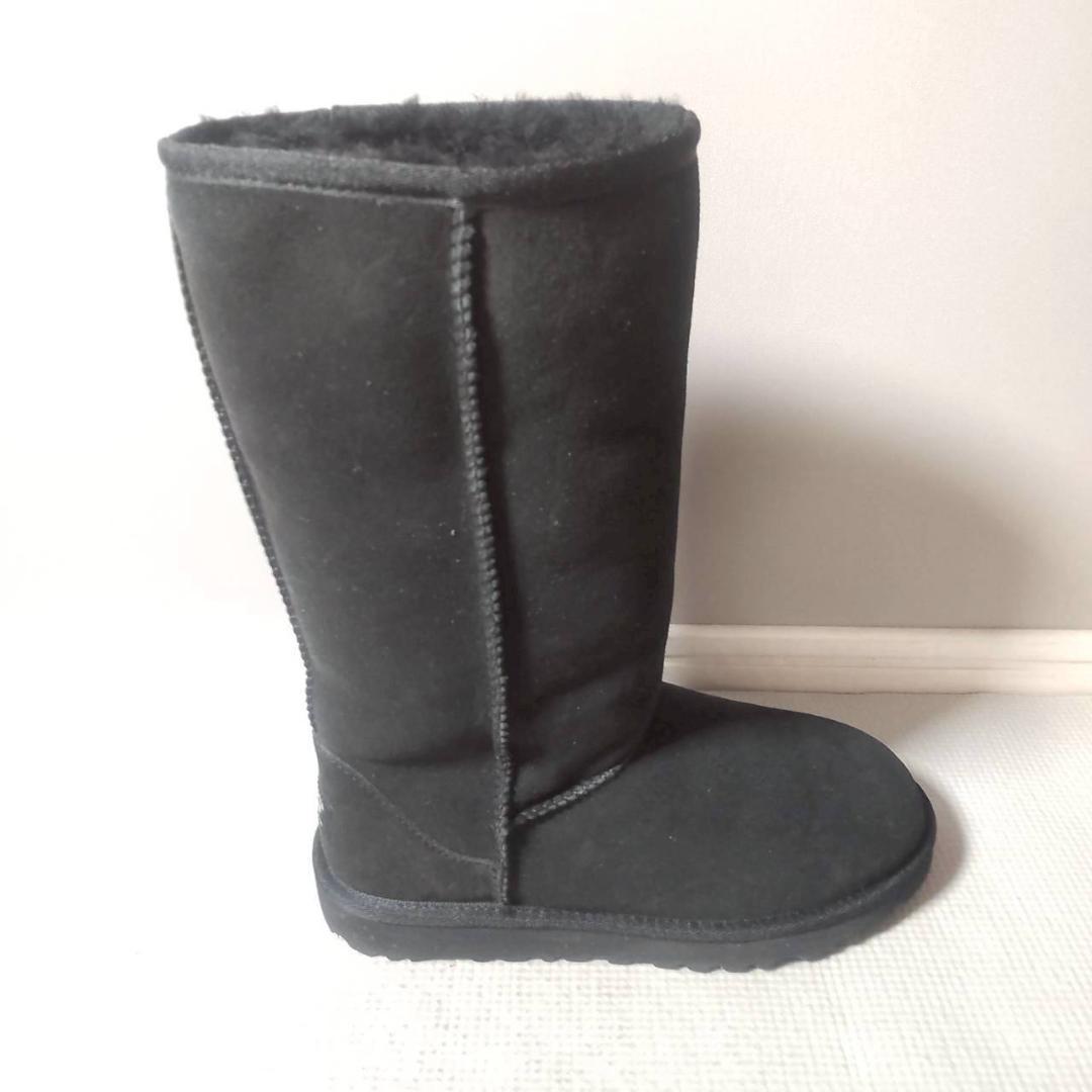 未使用級 UGG CLASSIC TALL ムートンブーツ 黒 ブラック 秋冬