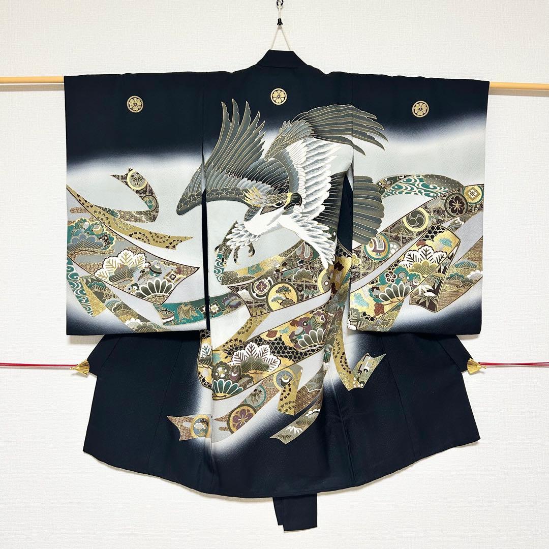 着物　お宮参り　産着　祝着　黒　鷹　吉祥柄　五つ紋　男の子　襦袢付き