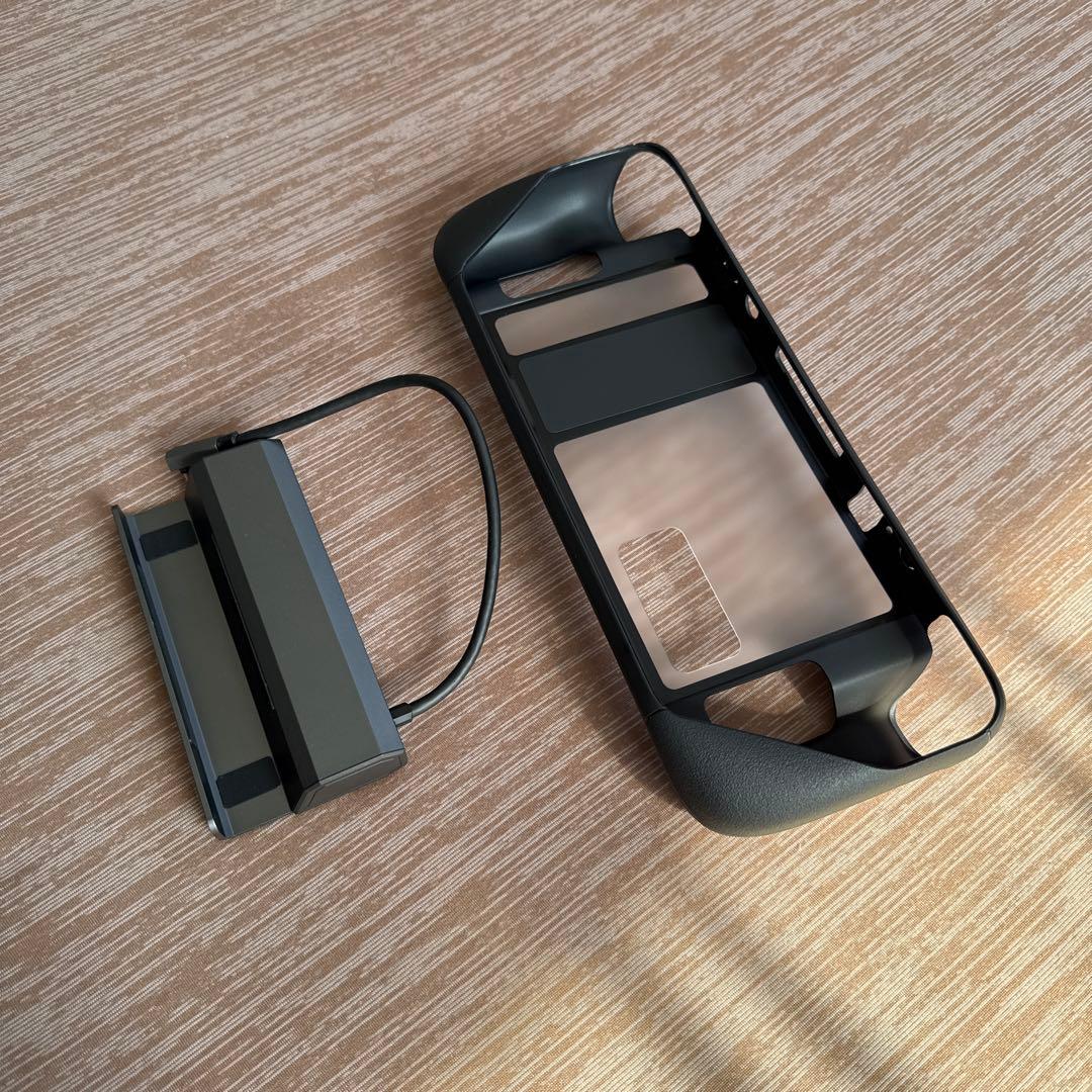 ✨ほぼ新品・TV出力可✨VALVE スチームデック OLEDモデル 1TBセット