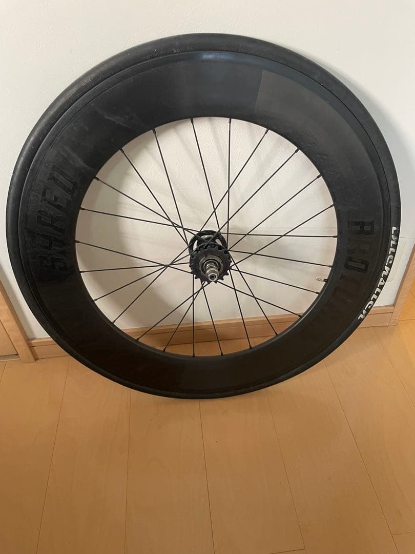 BROTURES SHRED88カーボンリアホイールリーダーバイク