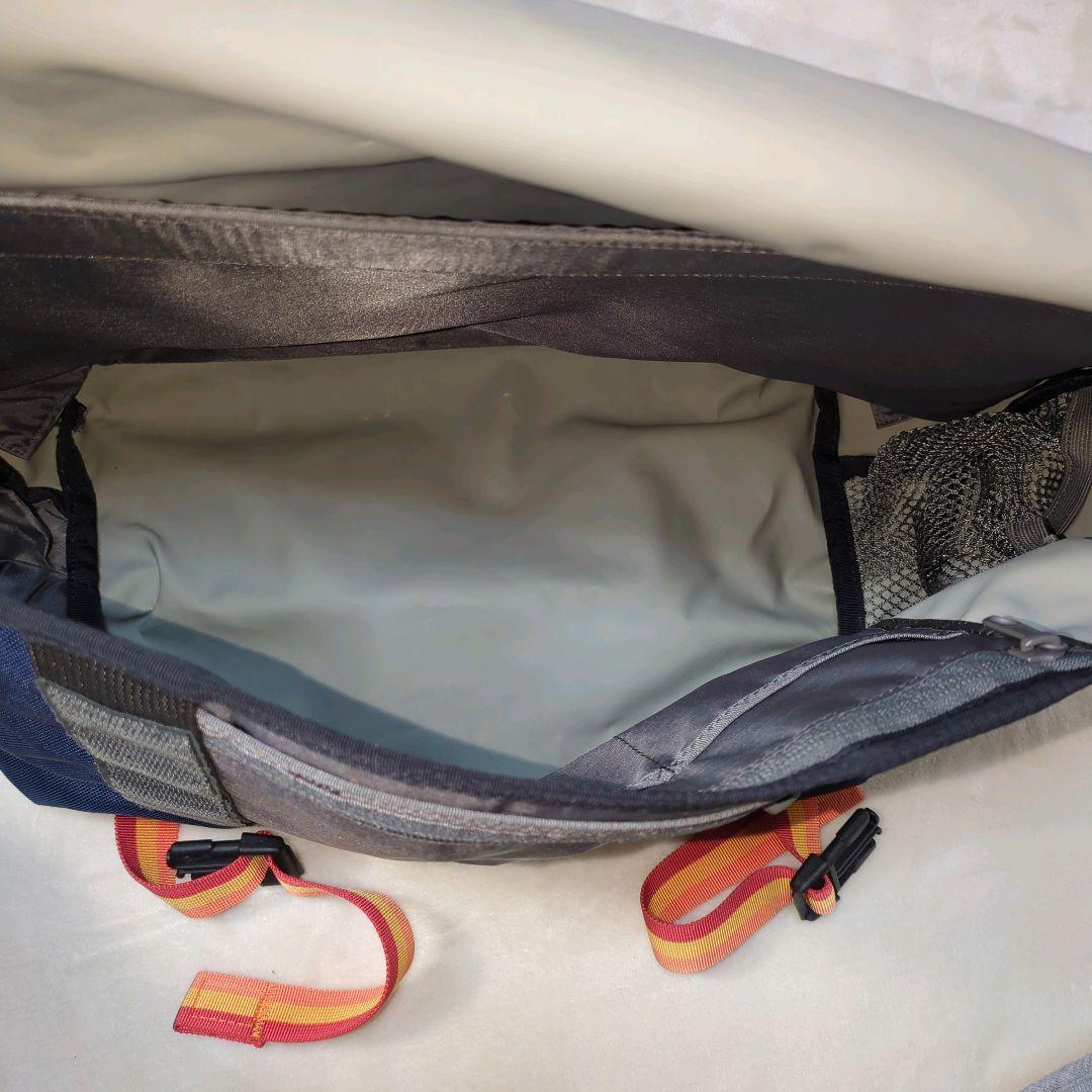 【美品】TIMBUK2 クラシックメッセンジャー M ダスクブルー 未使用級