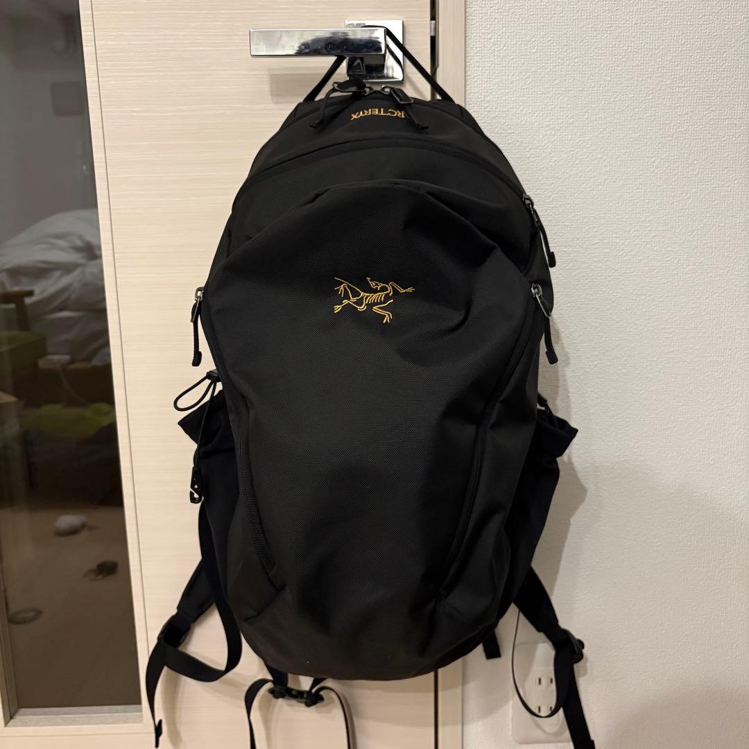 Arc’teryx セリウム フーディ マンティス 26