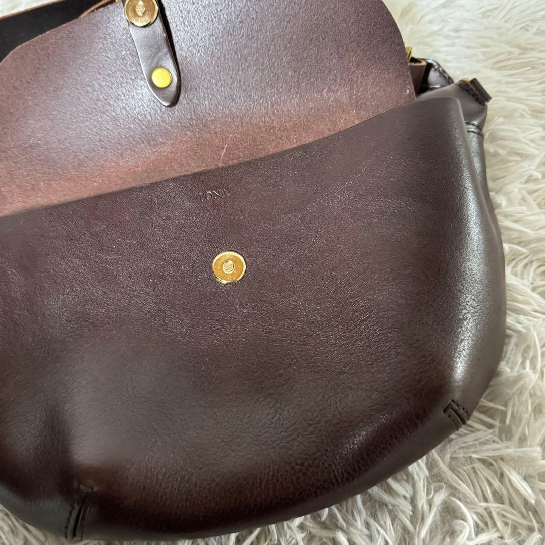 未使用級✨LONA ロナ　MILI ミリ　ボディーバッグ　ブラウニー　レザー