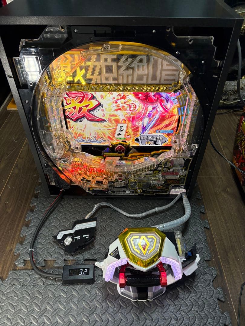 【超希少】P戦姫絶唱シンフォギア３黄金絶唱 卓上 ボックス 【送料込み】