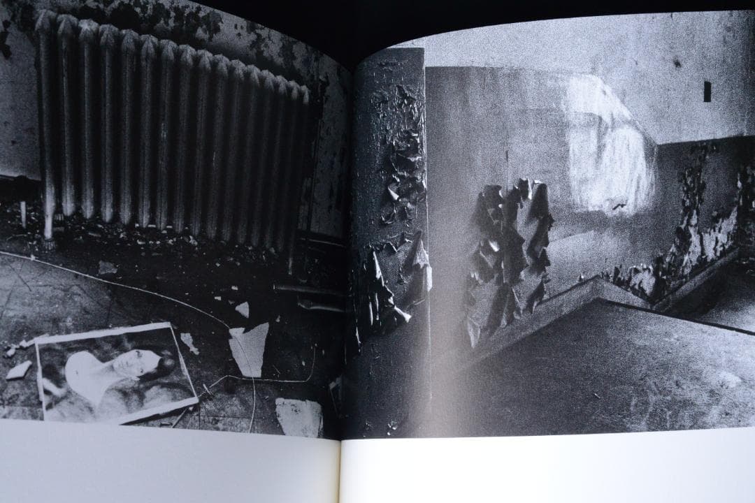 CLUB&COURTS YOKOSUKA YOKOHAMA /石内 都　再値下げ