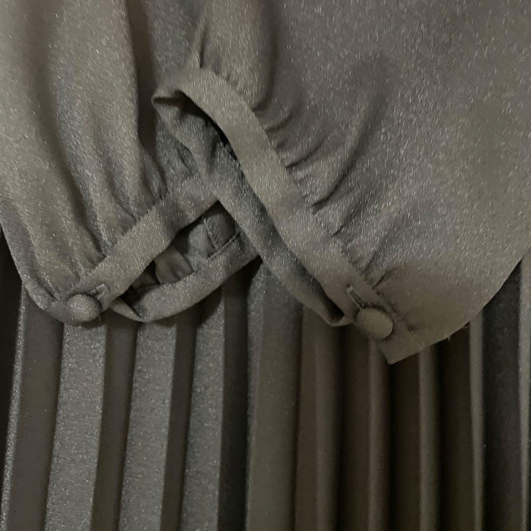 23区　クリスタルアムンゼン　プリーツ ワンピース