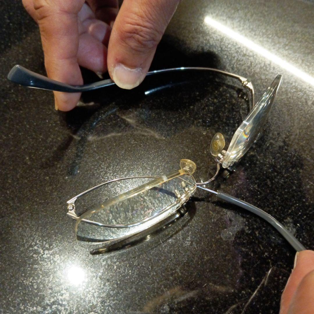ハマモト製　、シルバー メタル、形状記憶合金フレーム （老眼鏡）