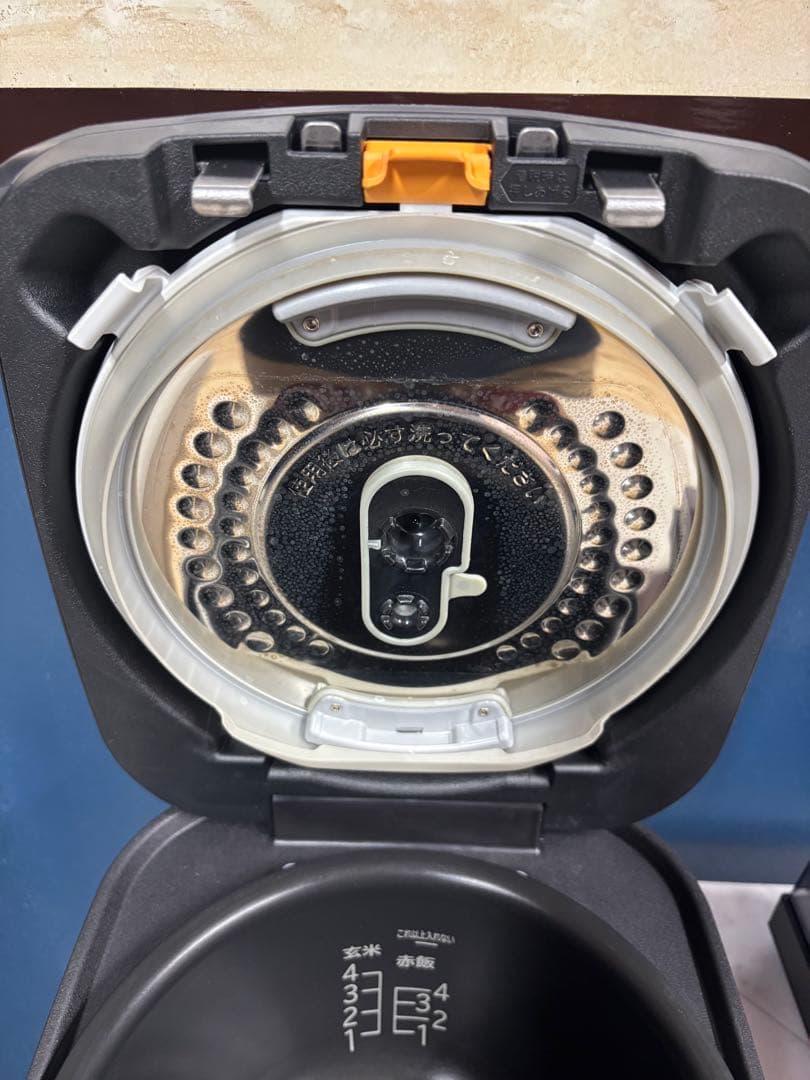 えいこ　HITACHI IH炊飯器 RZ-TS105M 2023年製
