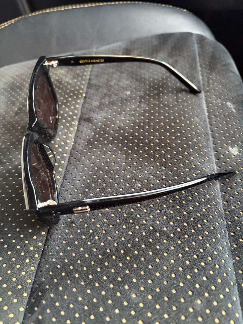 ジェントルモンスター　gentle Monster DEAR