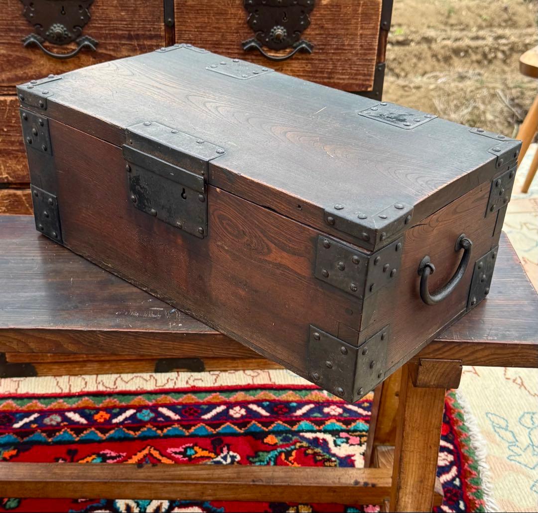 お金は出ません｜でも雰囲気は出ます 千両箱