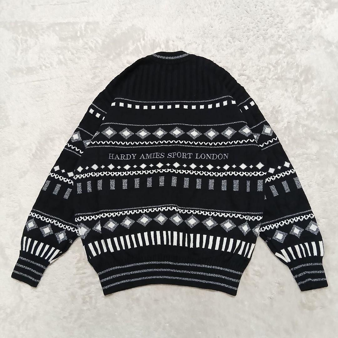 【未使用/タグ付】HARDY AMIES マルチ刺繍ロゴ 3Dクルーネックニット